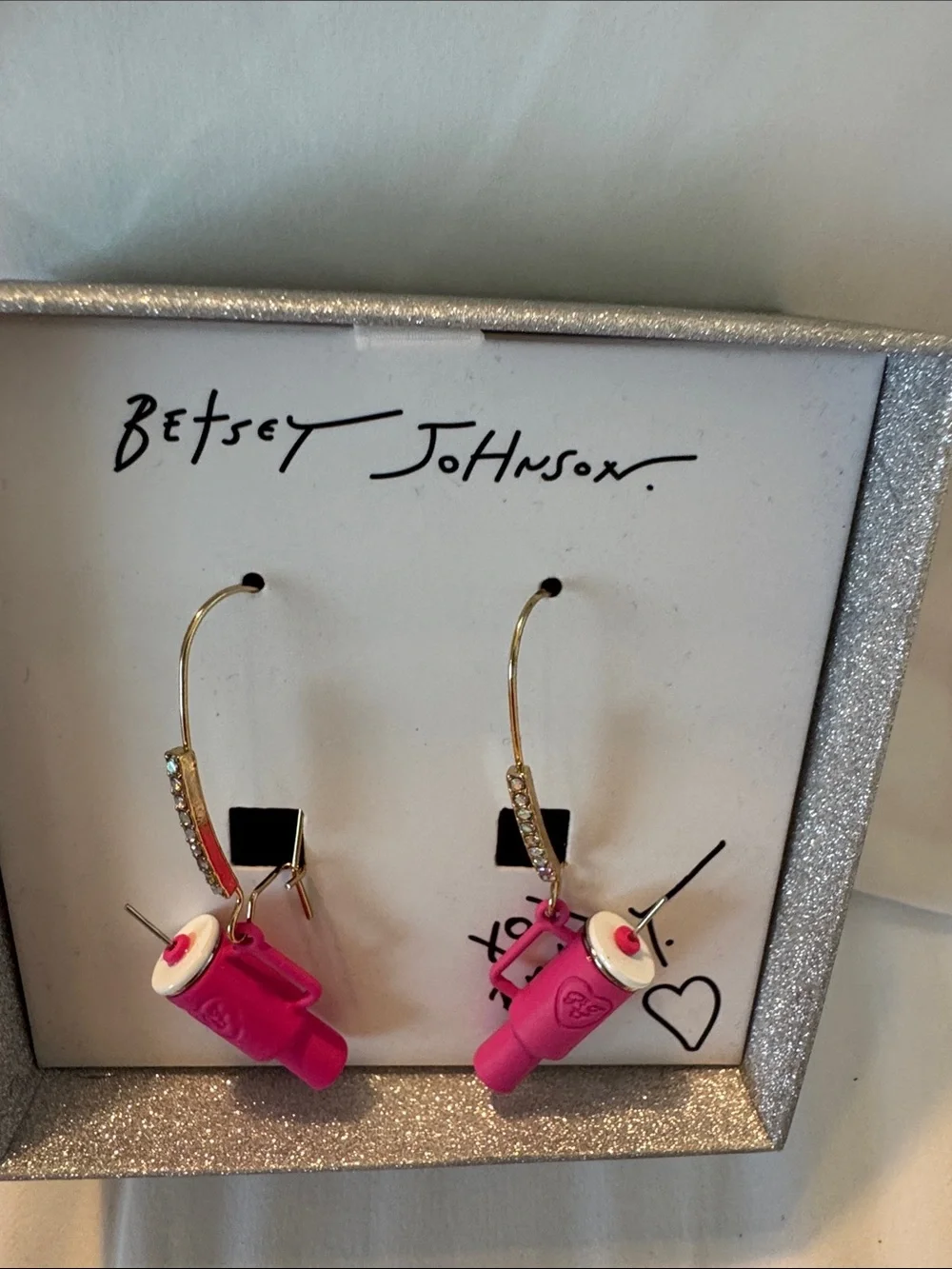Betsey Johnson pink water bottle tumblers dangling earrings NIB
